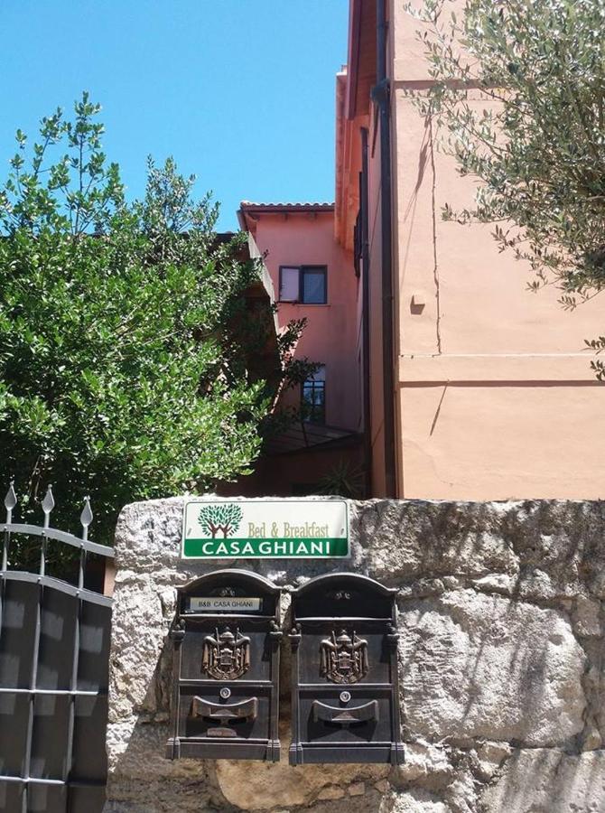 B&B Casa Ghiani Isili Dış mekan fotoğraf